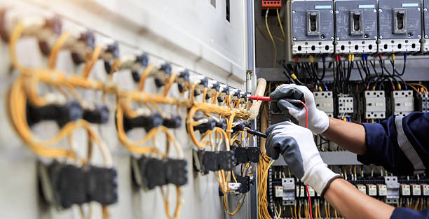 Professional Electrician technician working in Silver Lake, KS